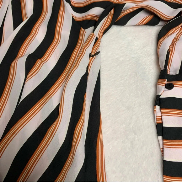 Chelsea 28 top size small fun white/black/orange striped top fun sleeves - Picture 7 of 10